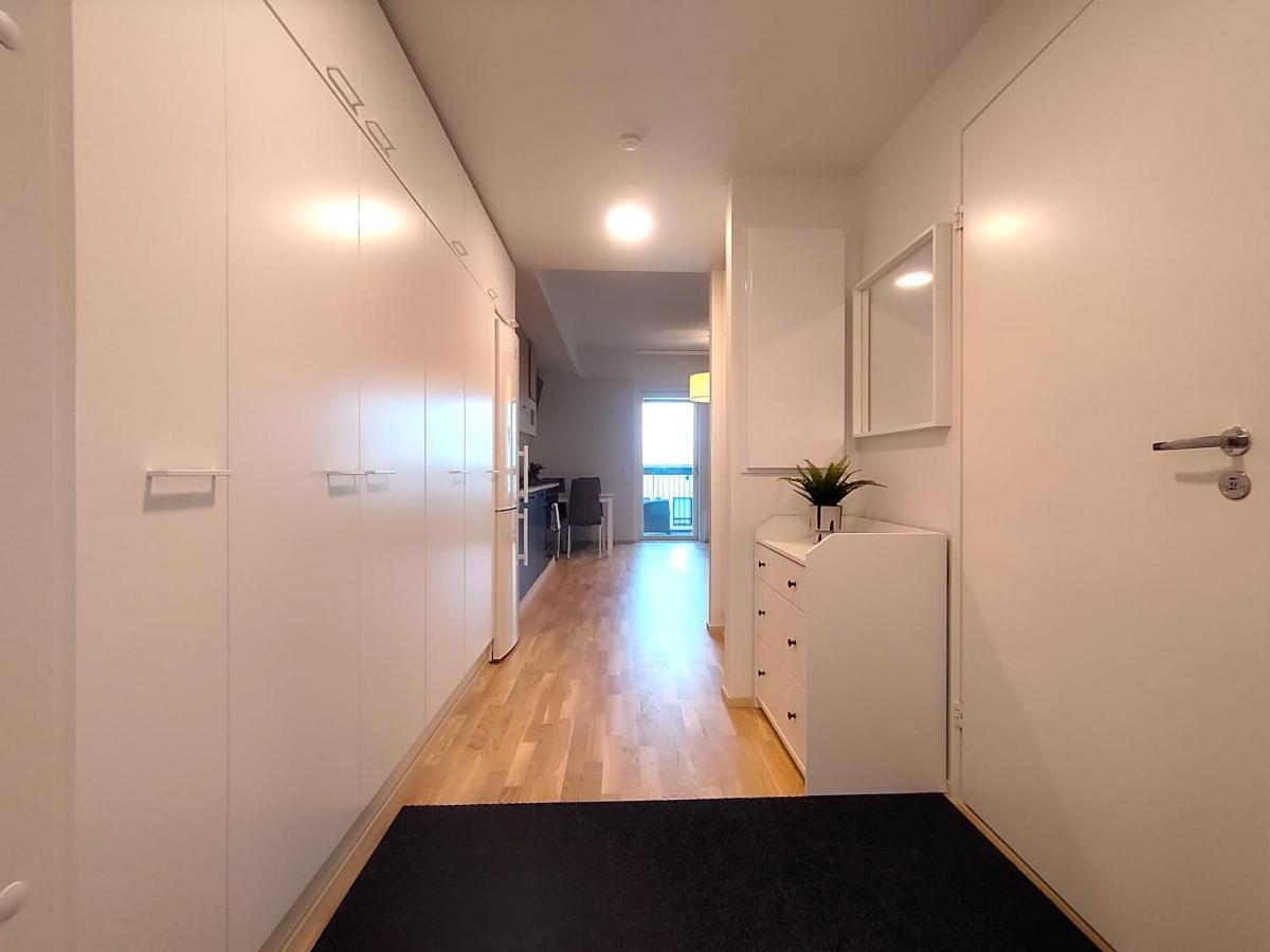 Fully Equipped New Apartment With Free Parking Tampere Zewnętrze zdjęcie
